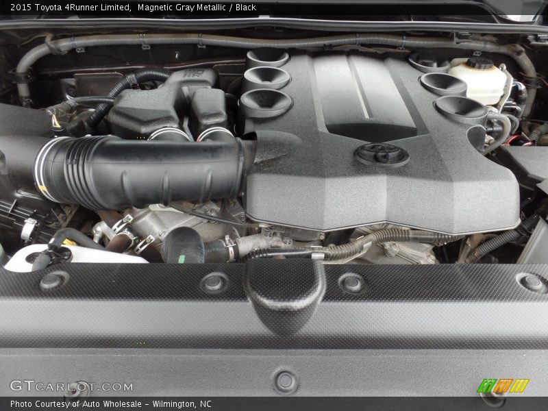 Magnetic Gray Metallic / Black 2015 Toyota 4Runner Limited