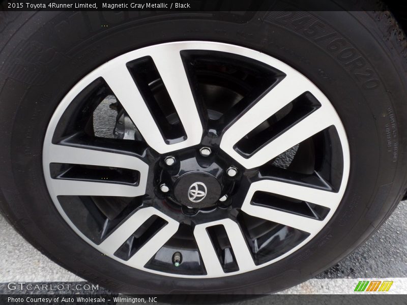 Magnetic Gray Metallic / Black 2015 Toyota 4Runner Limited