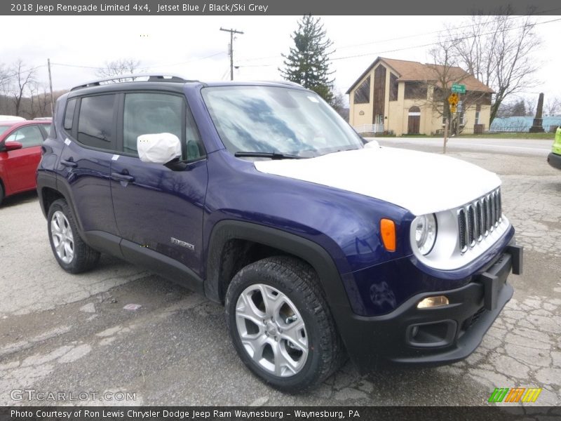 Front 3/4 View of 2018 Renegade Limited 4x4