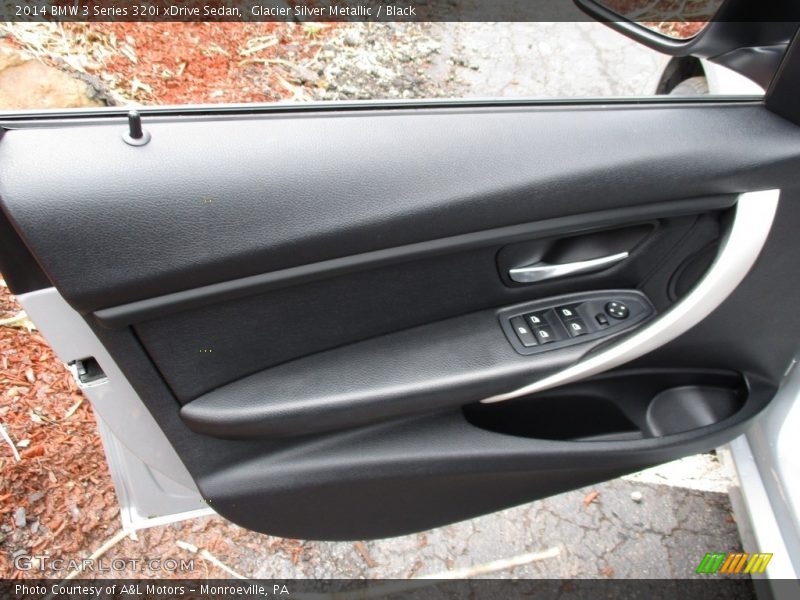 Glacier Silver Metallic / Black 2014 BMW 3 Series 320i xDrive Sedan