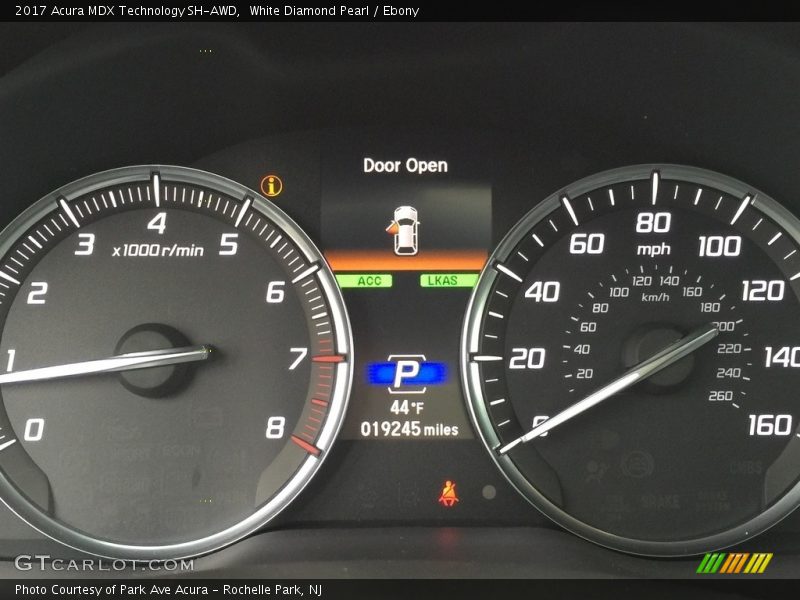 White Diamond Pearl / Ebony 2017 Acura MDX Technology SH-AWD