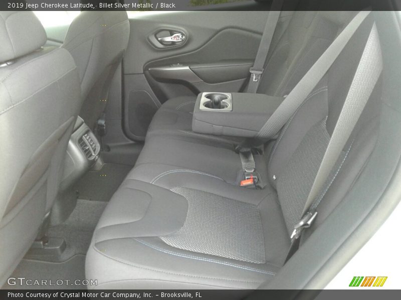 Billet Silver Metallic / Black 2019 Jeep Cherokee Latitude