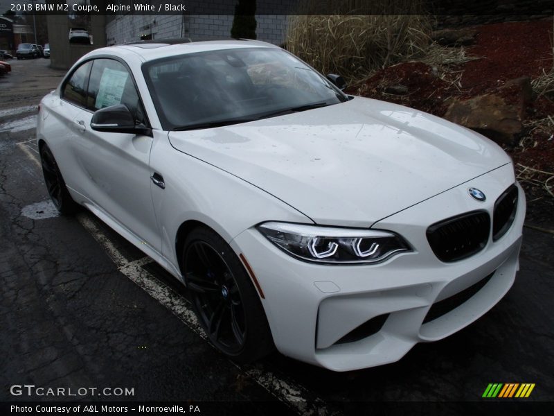 Alpine White / Black 2018 BMW M2 Coupe