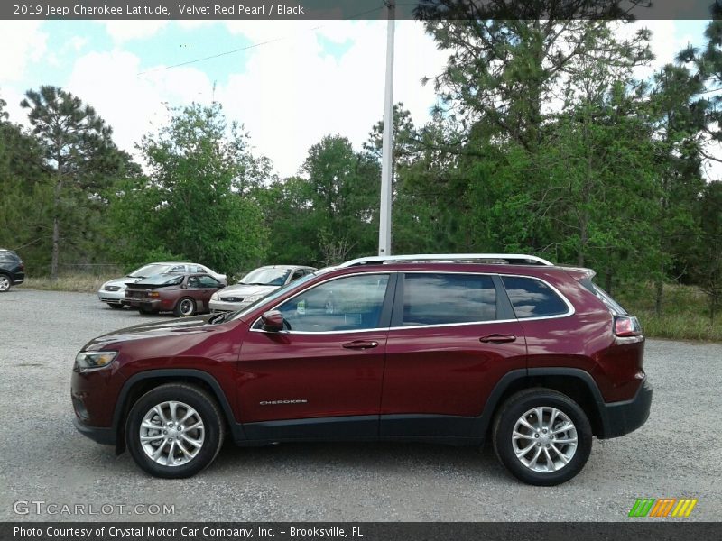 2019 Cherokee Latitude Velvet Red Pearl