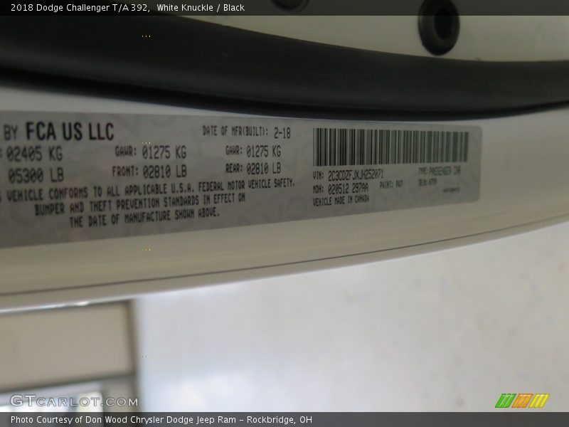 White Knuckle / Black 2018 Dodge Challenger T/A 392