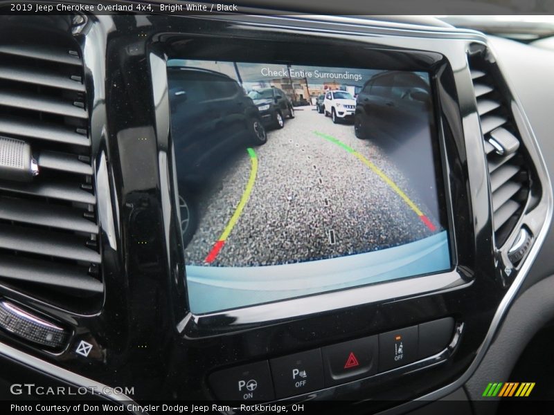 Bright White / Black 2019 Jeep Cherokee Overland 4x4