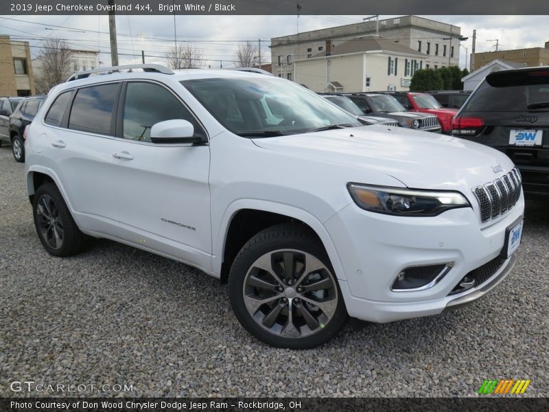 Bright White / Black 2019 Jeep Cherokee Overland 4x4