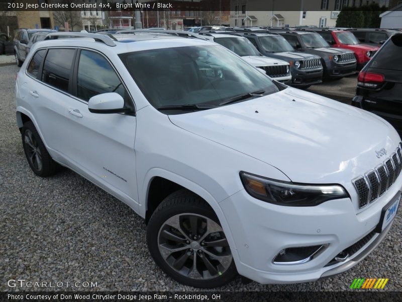 Bright White / Black 2019 Jeep Cherokee Overland 4x4