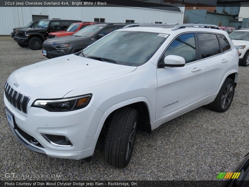 Bright White / Black 2019 Jeep Cherokee Overland 4x4