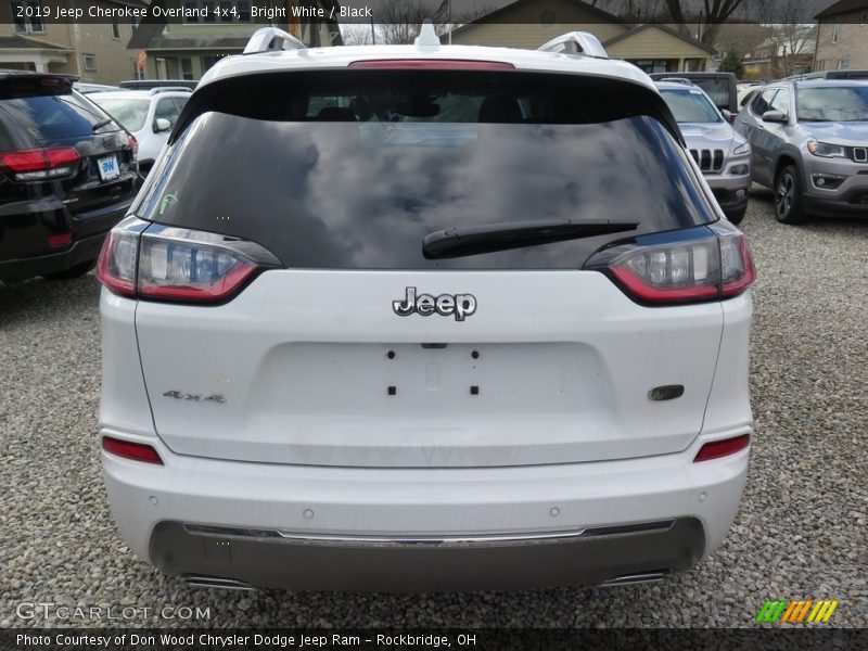 Bright White / Black 2019 Jeep Cherokee Overland 4x4