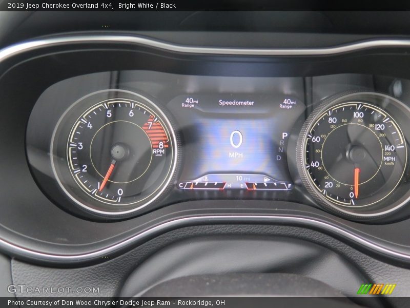 Bright White / Black 2019 Jeep Cherokee Overland 4x4