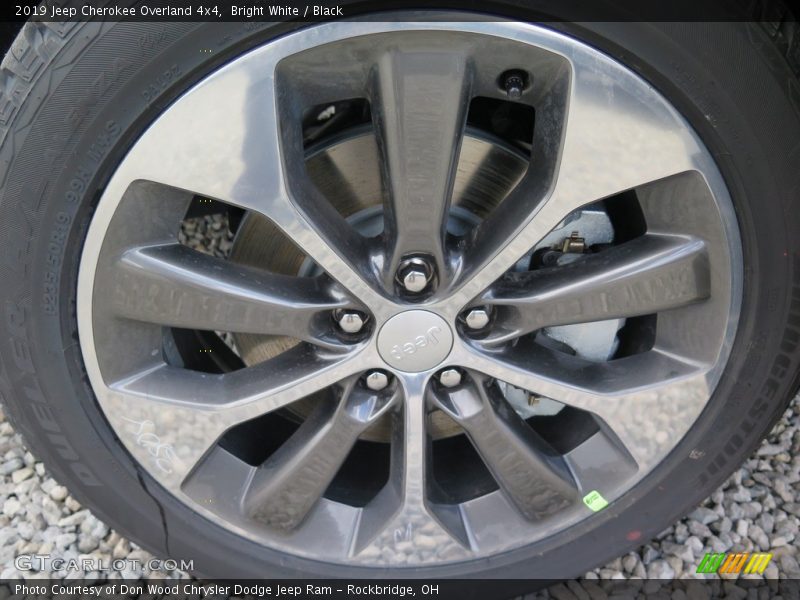 Bright White / Black 2019 Jeep Cherokee Overland 4x4