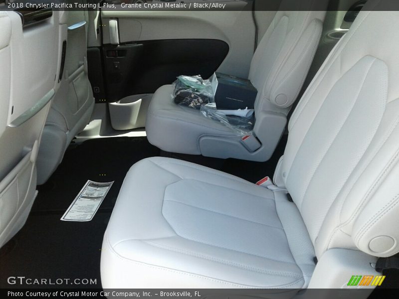 Granite Crystal Metallic / Black/Alloy 2018 Chrysler Pacifica Touring L Plus