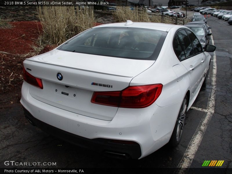 Alpine White / Black 2018 BMW 5 Series M550i xDrive Sedan