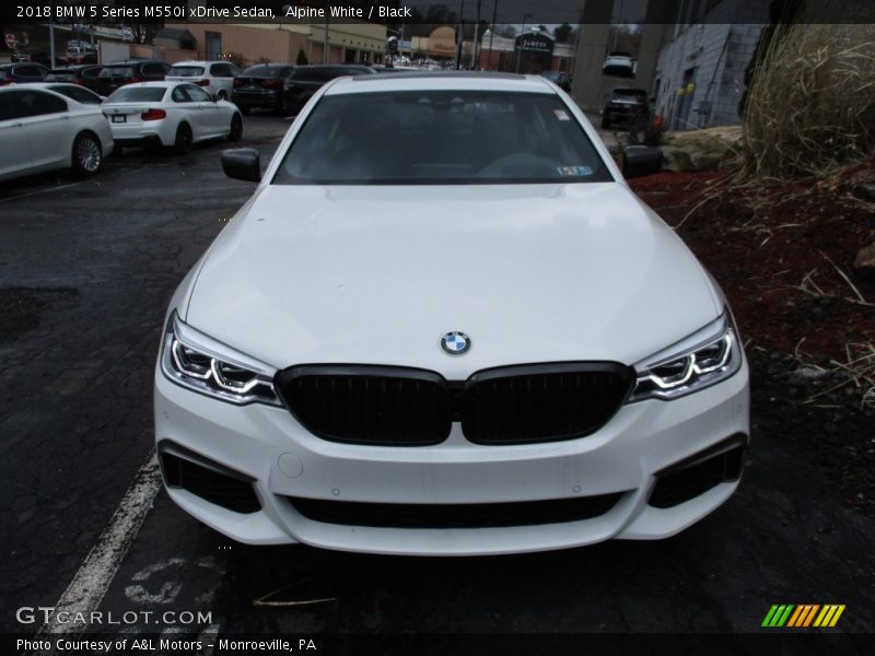 Alpine White / Black 2018 BMW 5 Series M550i xDrive Sedan
