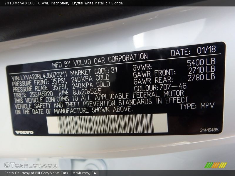 Crystal White Metallic / Blonde 2018 Volvo XC60 T6 AWD Inscription