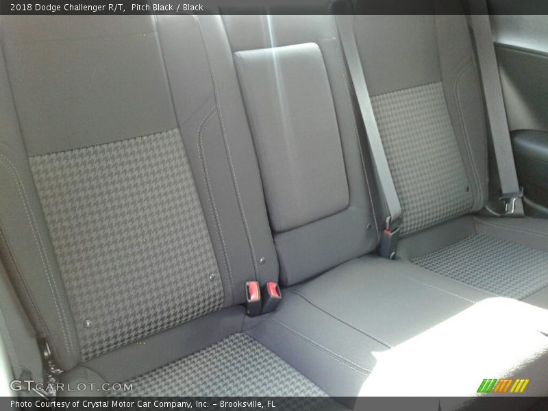 Pitch Black / Black 2018 Dodge Challenger R/T