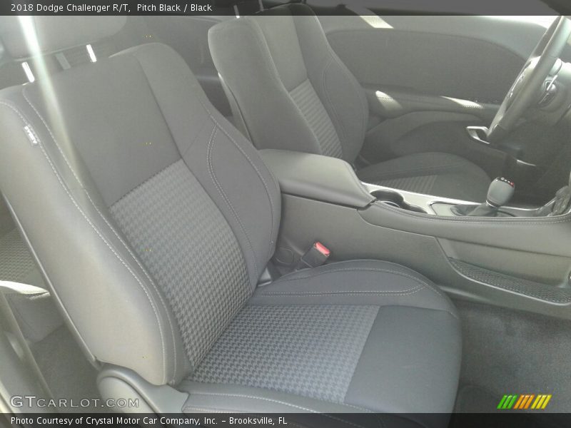 Pitch Black / Black 2018 Dodge Challenger R/T