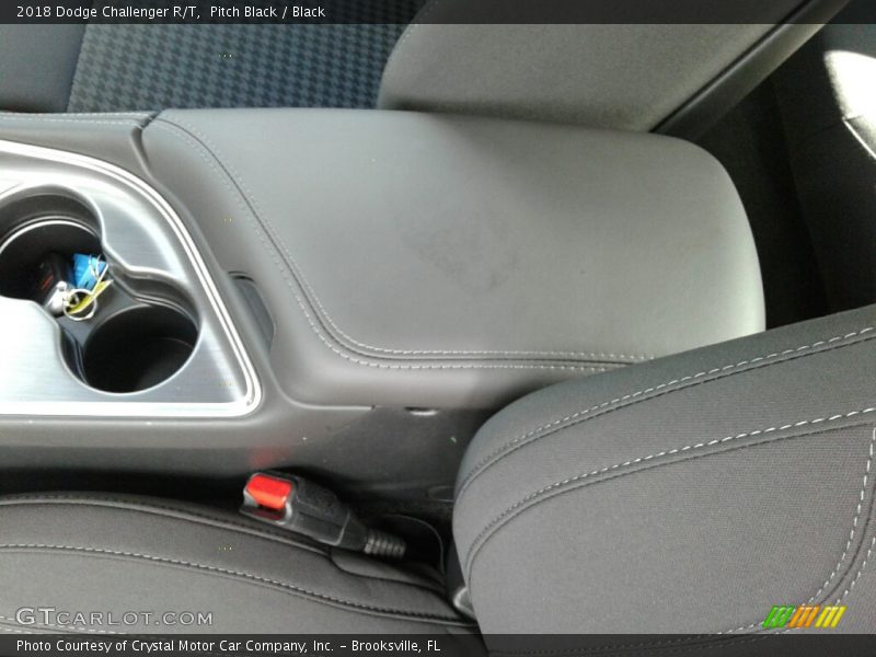 Pitch Black / Black 2018 Dodge Challenger R/T