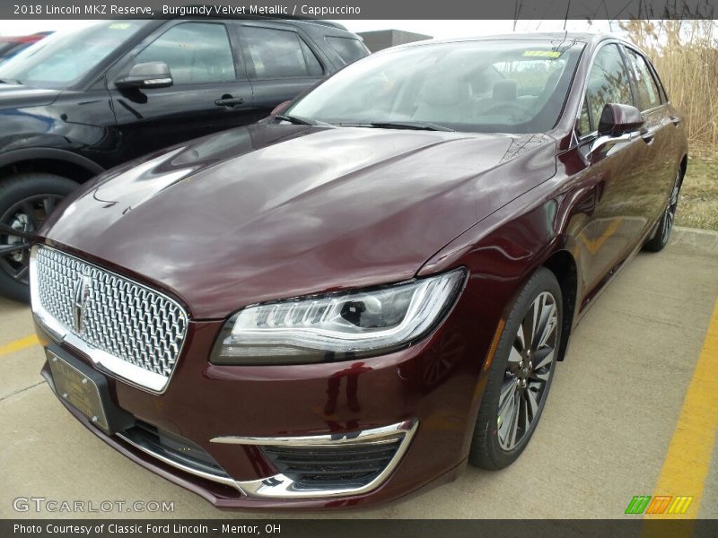 Front 3/4 View of 2018 MKZ Reserve