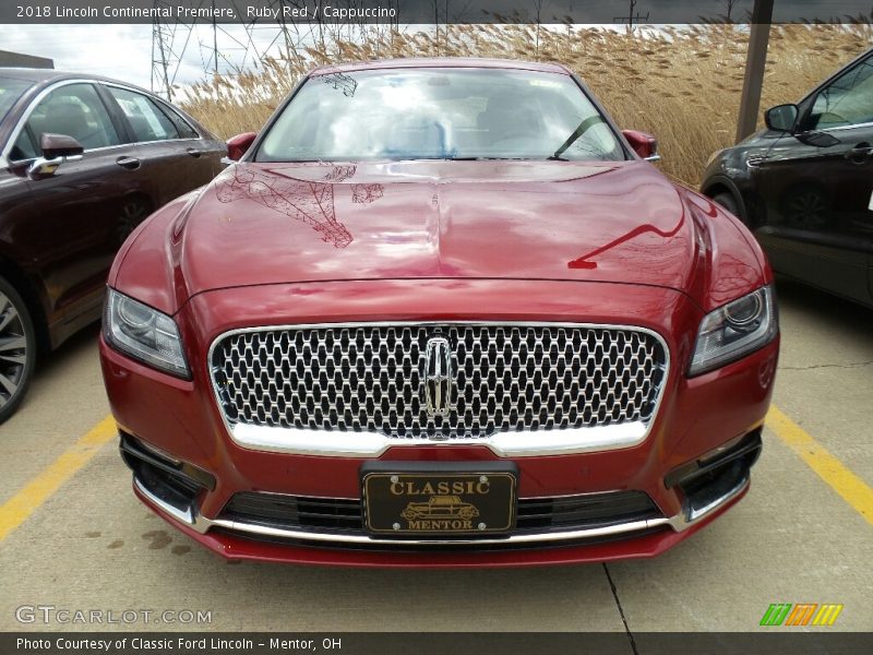 Ruby Red / Cappuccino 2018 Lincoln Continental Premiere