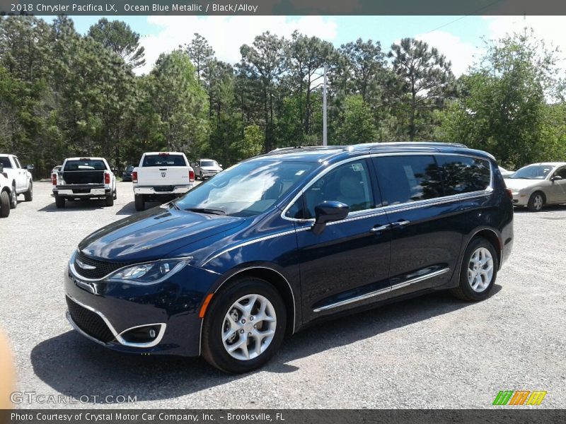 Ocean Blue Metallic / Black/Alloy 2018 Chrysler Pacifica LX