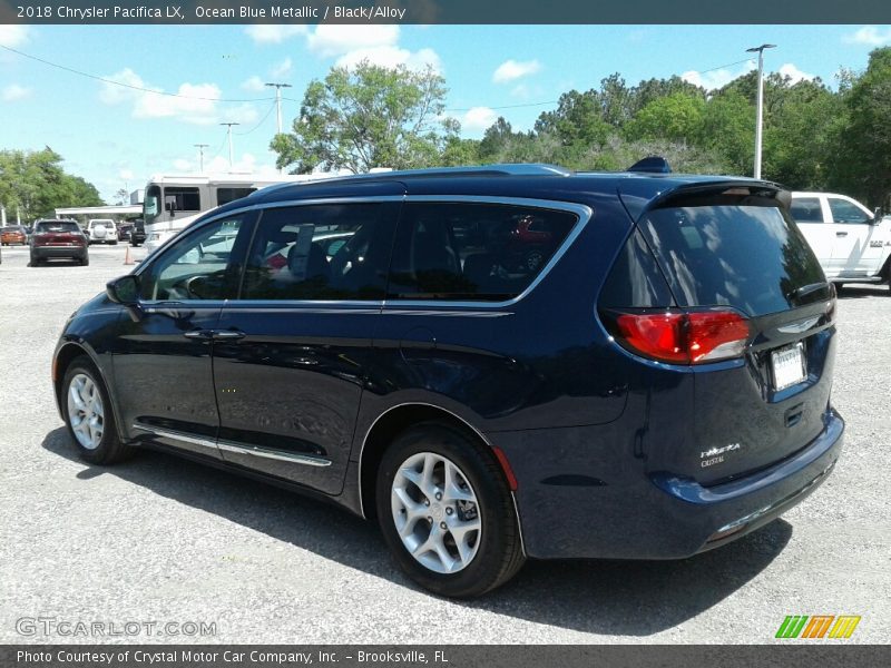 Ocean Blue Metallic / Black/Alloy 2018 Chrysler Pacifica LX