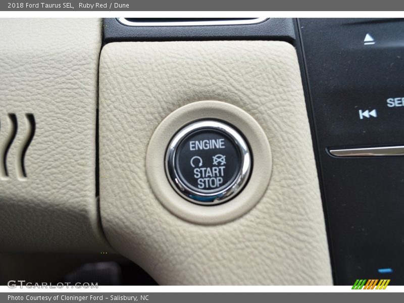 Controls of 2018 Taurus SEL