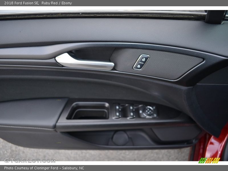 Ruby Red / Ebony 2018 Ford Fusion SE