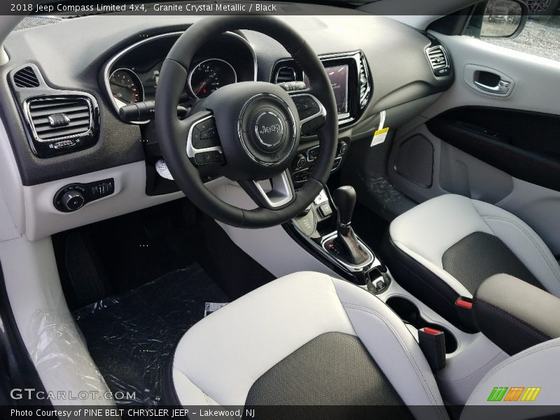 Granite Crystal Metallic / Black 2018 Jeep Compass Limited 4x4
