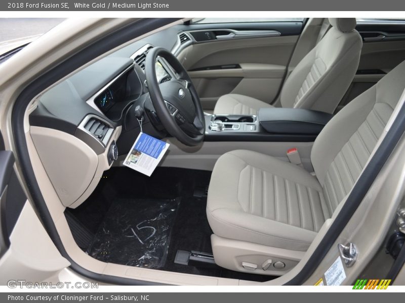 White Gold / Medium Light Stone 2018 Ford Fusion SE