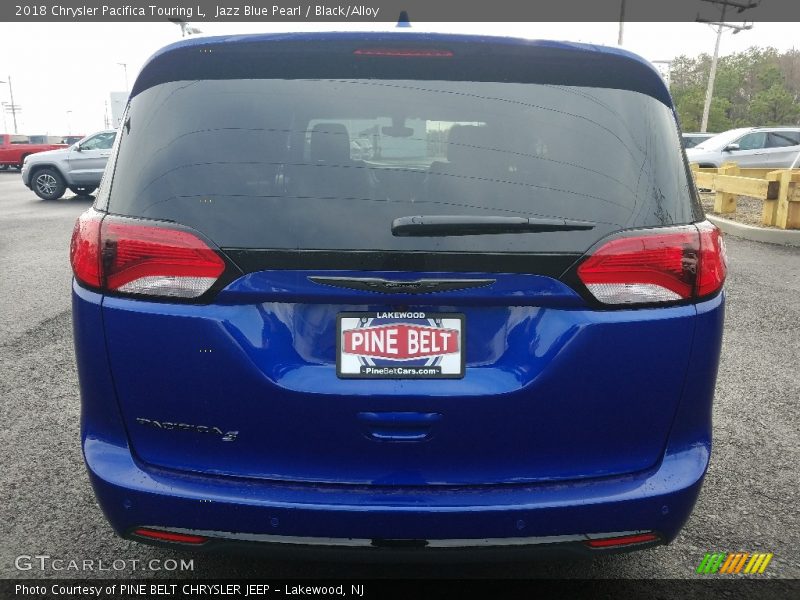 Jazz Blue Pearl / Black/Alloy 2018 Chrysler Pacifica Touring L