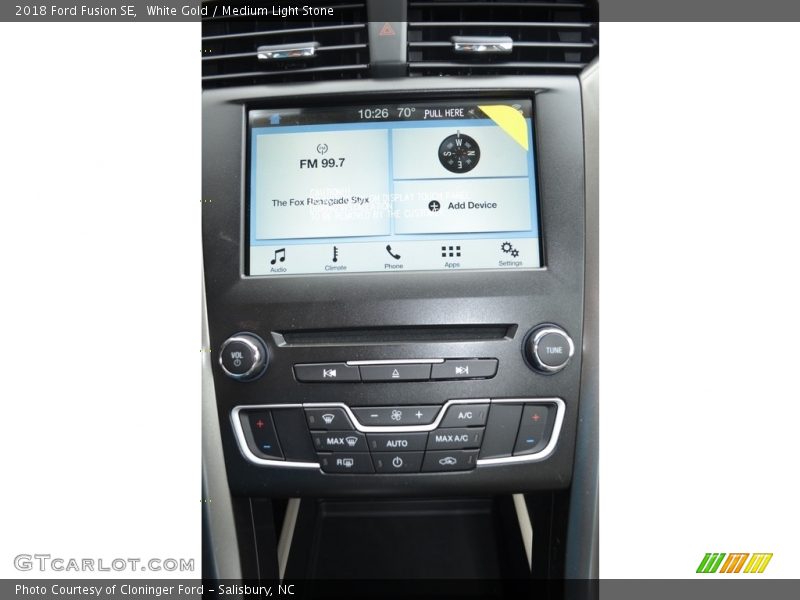 White Gold / Medium Light Stone 2018 Ford Fusion SE