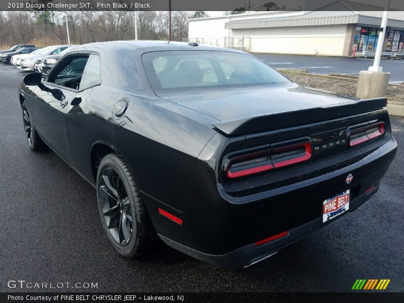 Pitch Black / Black 2018 Dodge Challenger SXT