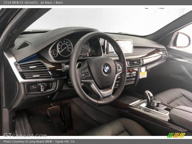 Jet Black / Black 2018 BMW X5 sDrive35i