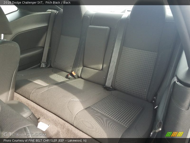 Pitch Black / Black 2018 Dodge Challenger SXT