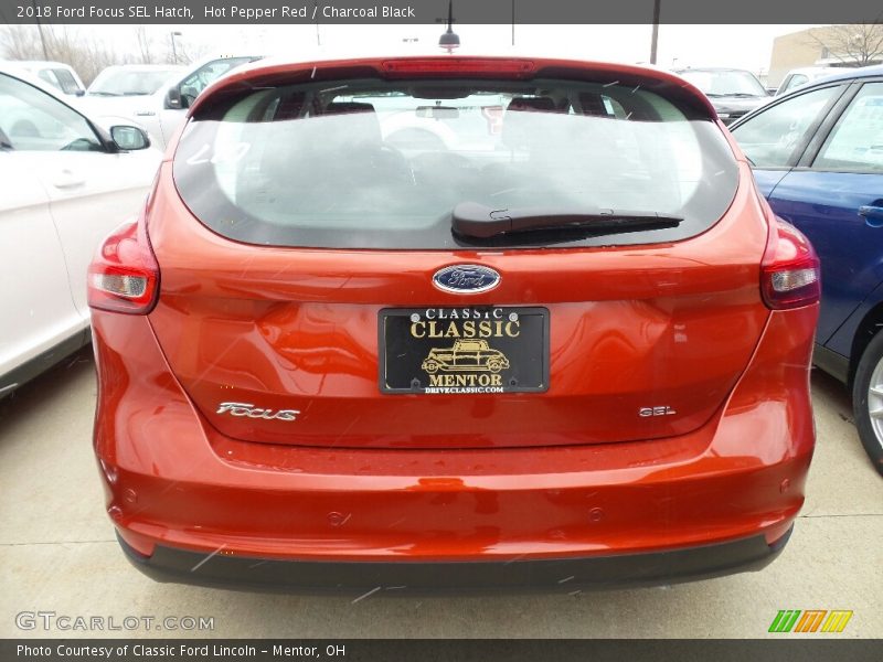 Hot Pepper Red / Charcoal Black 2018 Ford Focus SEL Hatch