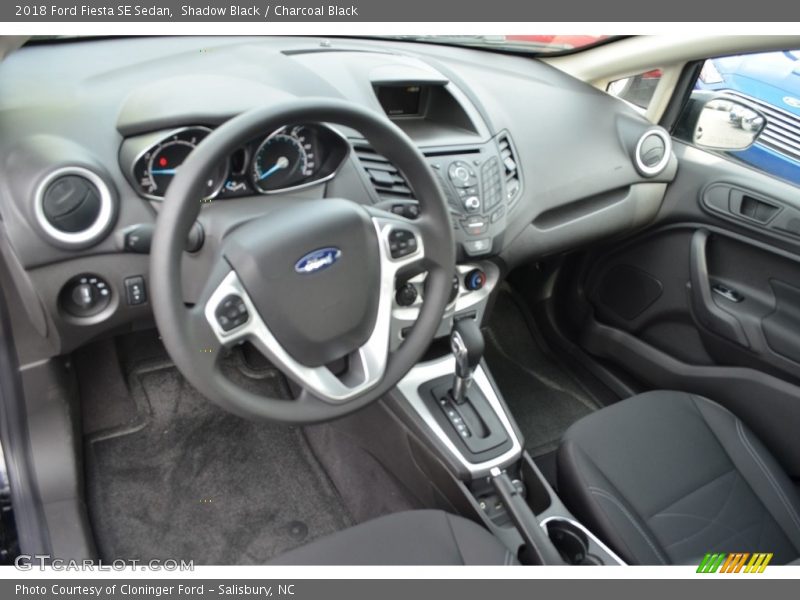 Shadow Black / Charcoal Black 2018 Ford Fiesta SE Sedan