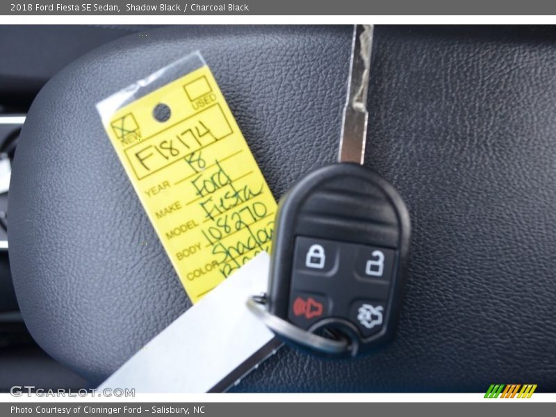 Shadow Black / Charcoal Black 2018 Ford Fiesta SE Sedan