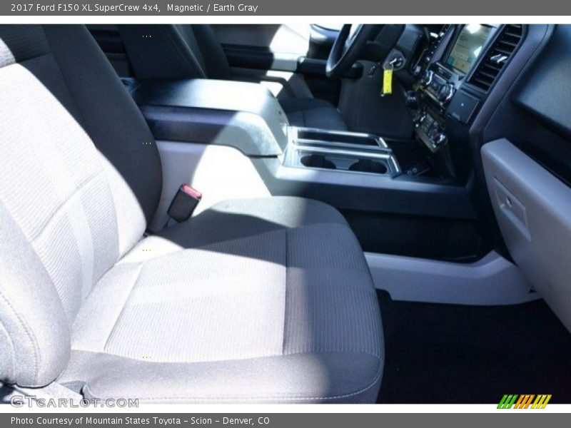 Magnetic / Earth Gray 2017 Ford F150 XL SuperCrew 4x4
