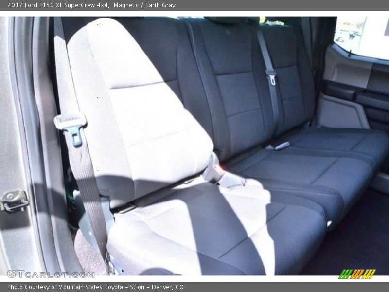 Magnetic / Earth Gray 2017 Ford F150 XL SuperCrew 4x4