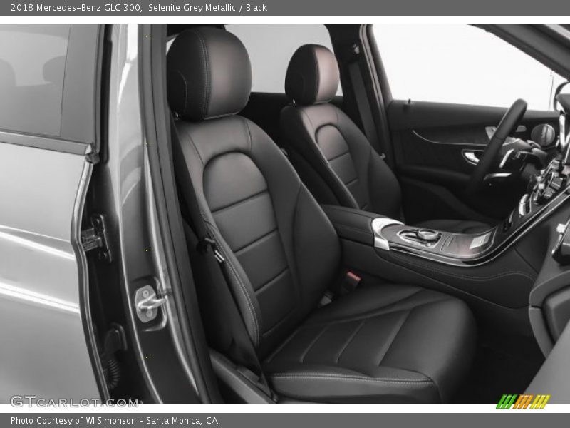 Selenite Grey Metallic / Black 2018 Mercedes-Benz GLC 300