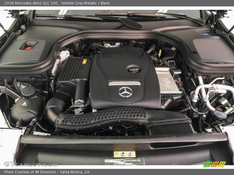 Selenite Grey Metallic / Black 2018 Mercedes-Benz GLC 300