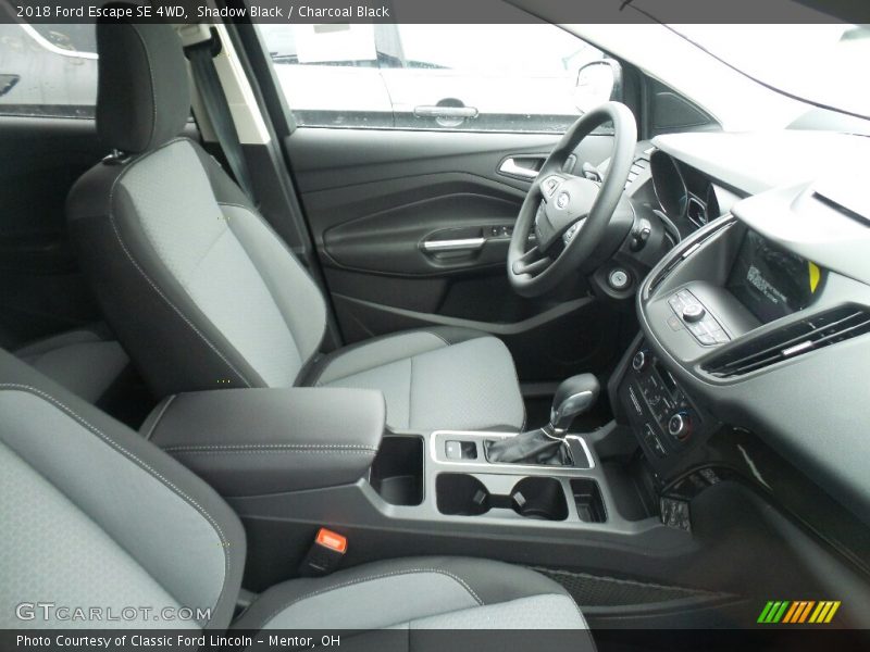 Shadow Black / Charcoal Black 2018 Ford Escape SE 4WD