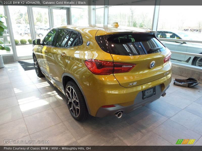 Galvanic Gold Metallic / Black 2018 BMW X2 xDrive28i