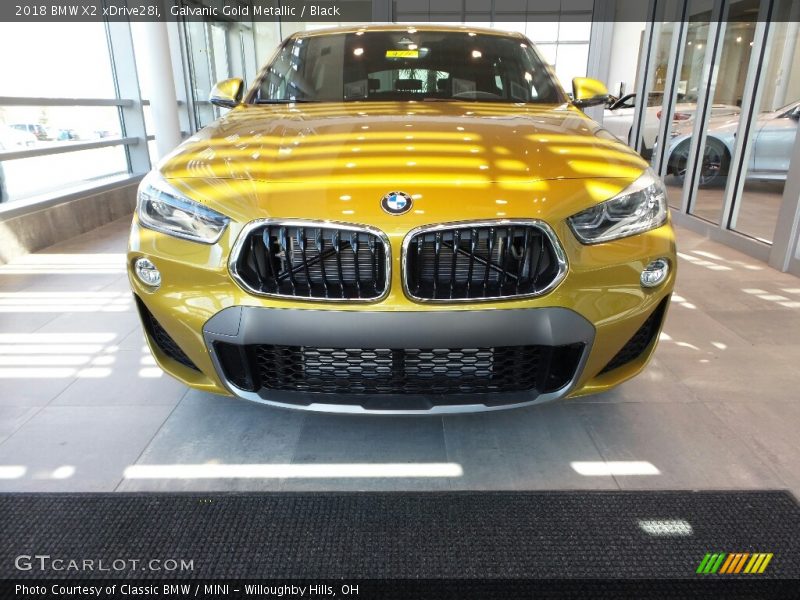 Galvanic Gold Metallic / Black 2018 BMW X2 xDrive28i