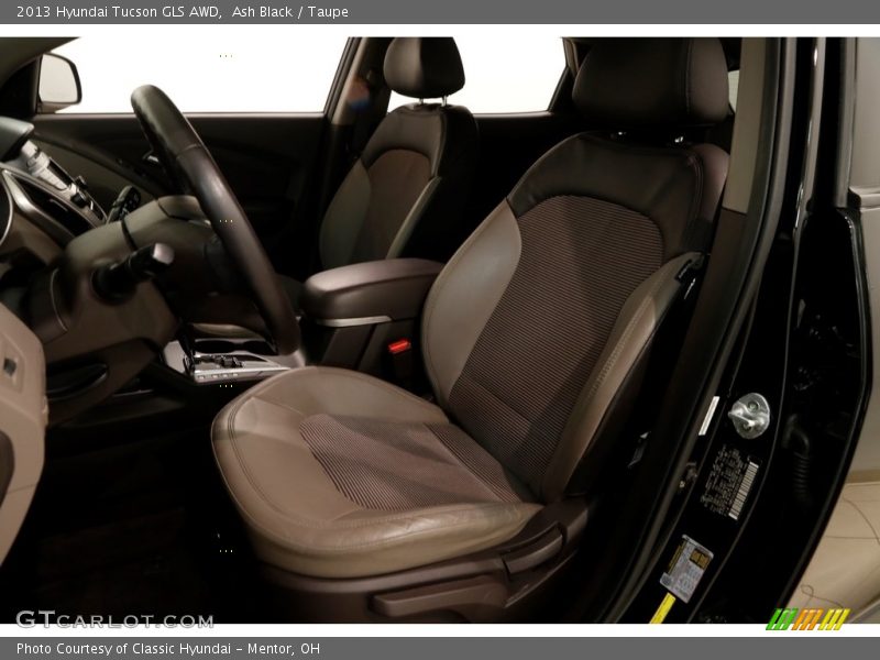 Ash Black / Taupe 2013 Hyundai Tucson GLS AWD