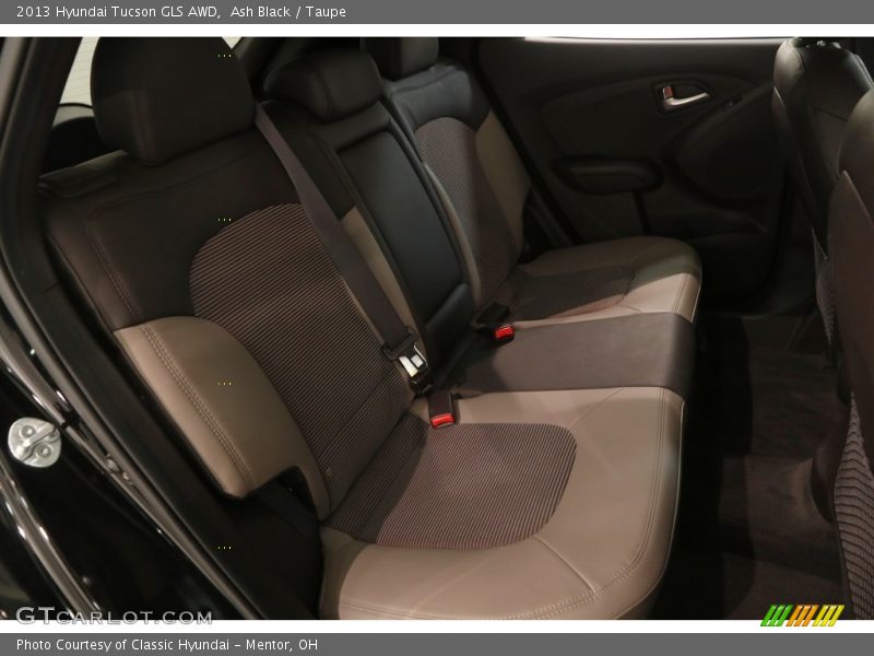 Ash Black / Taupe 2013 Hyundai Tucson GLS AWD