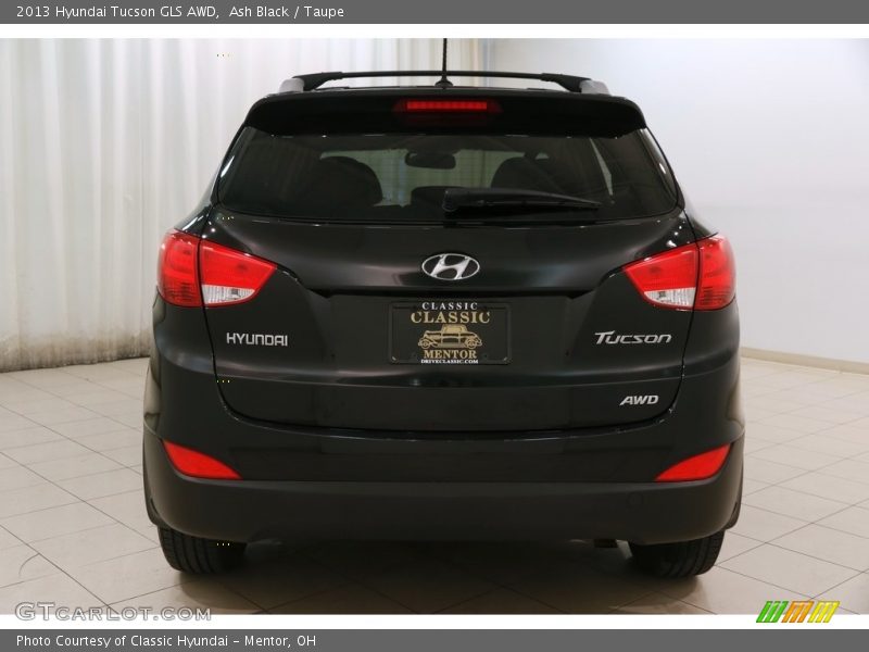 Ash Black / Taupe 2013 Hyundai Tucson GLS AWD