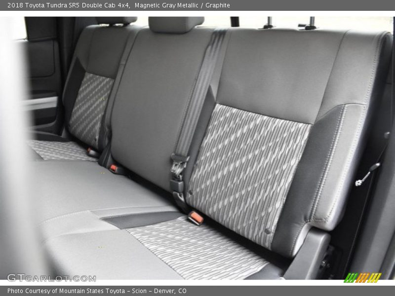 Magnetic Gray Metallic / Graphite 2018 Toyota Tundra SR5 Double Cab 4x4